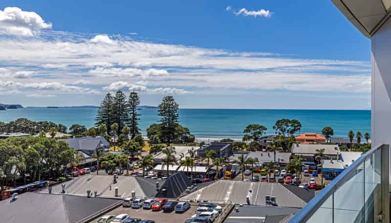 702/11 Tamariki Avenue, Orewa