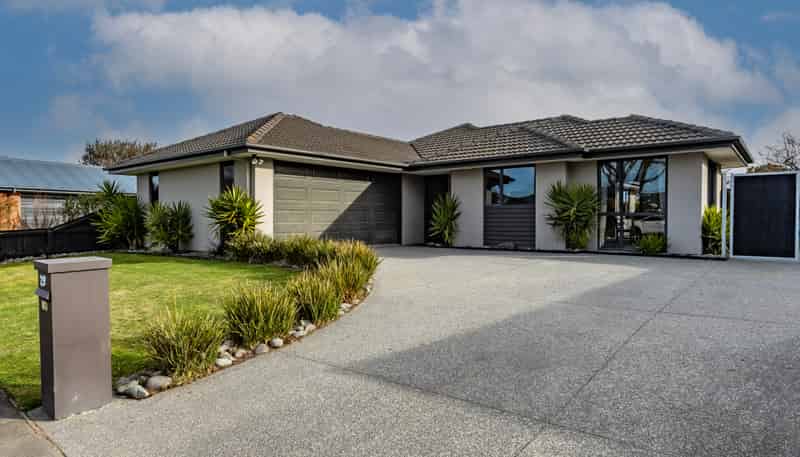 29 Mataroa Place, Parklands