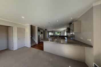 1/8 Wellington Road, Paekakariki