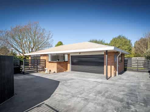 2/4 Banks Street, Templeton