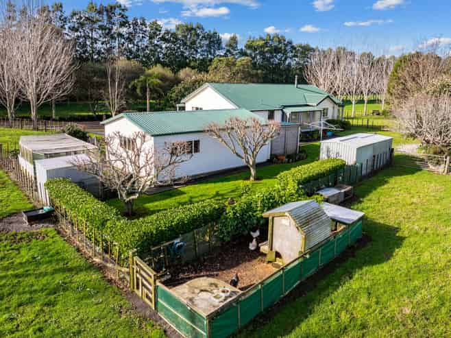 51 Clendon Drive, Maungatapere