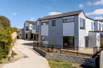 Lots 1-4, 13 Quibray Place, Botany Downs