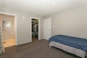 18 Walshs Road, Allenton