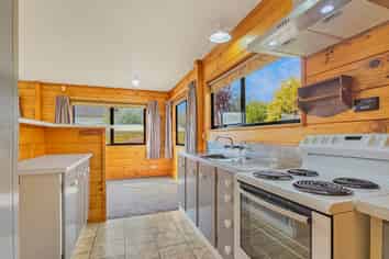 18A Whitworth Road, Utuhina