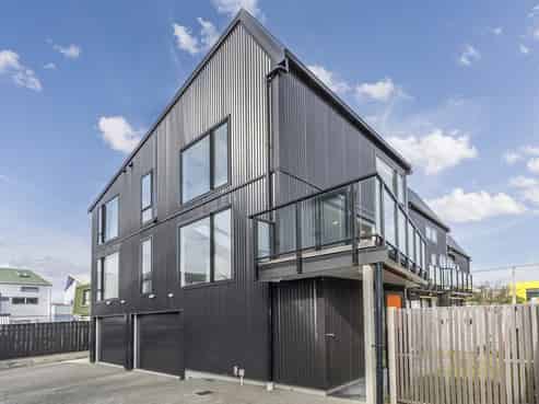 4/101 Rongotai Road, Kilbirnie