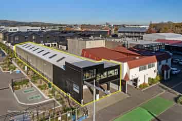 Ideal Central Location, Warehouse/Office