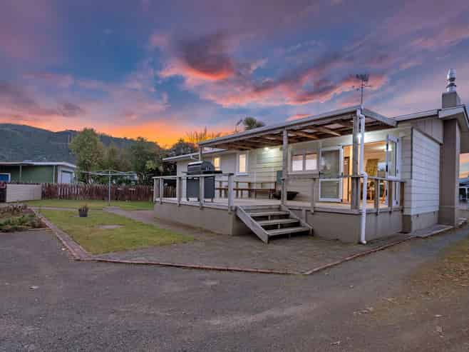 26 Fenruss Street, Fairy Springs