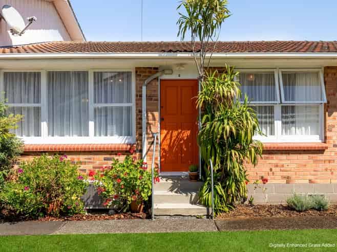 2/11 Preston Avenue, Mount Albert