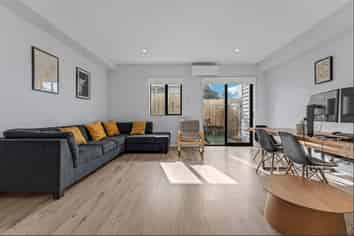 9D Epping Road, Henderson