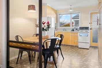 2/189 Colombo Street, Sydenham