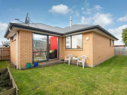 25A Law Street, Caversham