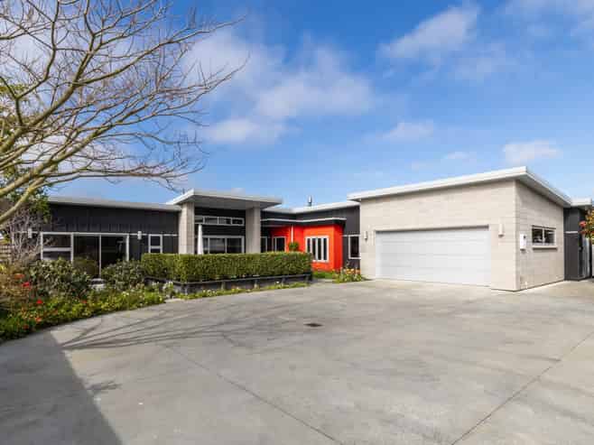 24A Ferry Road, Clive