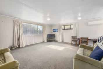 45A Edmund Road, Mangakakahi