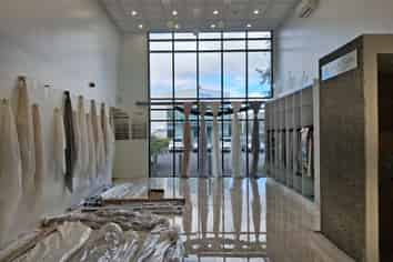 Showroom Or Warehouse - You Choose 