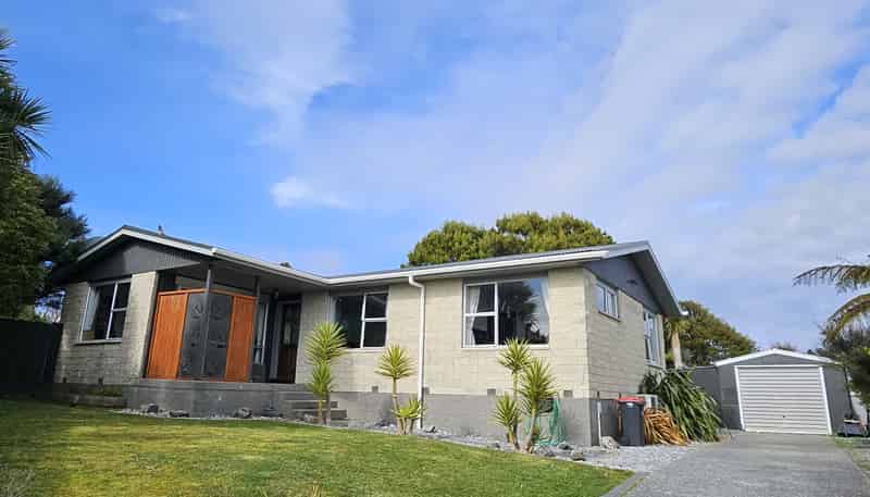 21 Arnott Heights, Greymouth