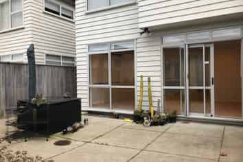 96 Flat Bush School Rd, Flat Bush