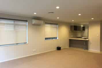 96 Flat Bush School Rd, Flat Bush