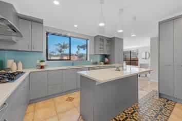 75 Armoy Drive, Dannemora