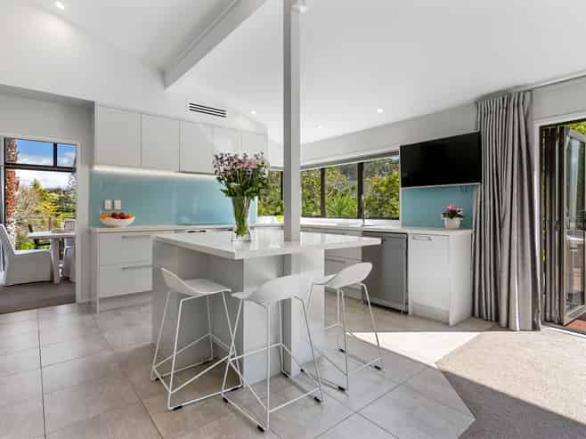 9 Crown Hill Close, Forrest Hill