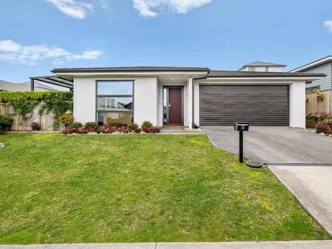13 Kuku Avenue, Red Beach