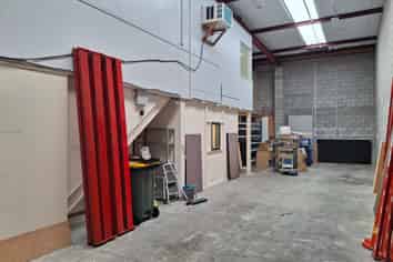 221 Sqm Rosedale Industrial Gem - Won't Last Long