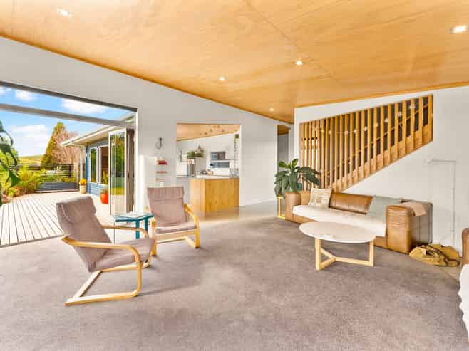 664 Upper Pitone Road, Oakura