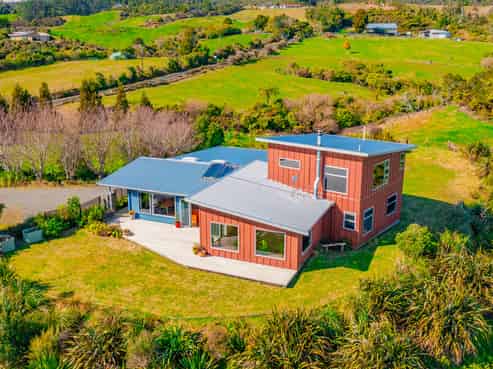 664 Upper Pitone Road, Oakura