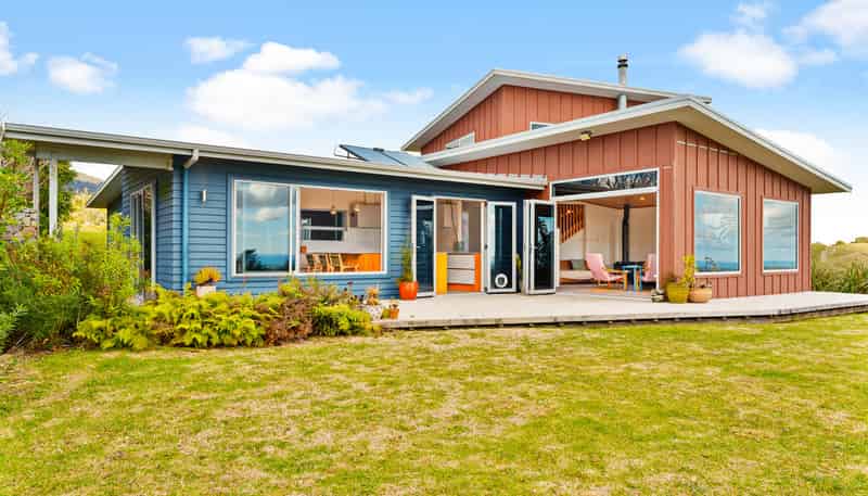664 Upper Pitone Road, Oakura