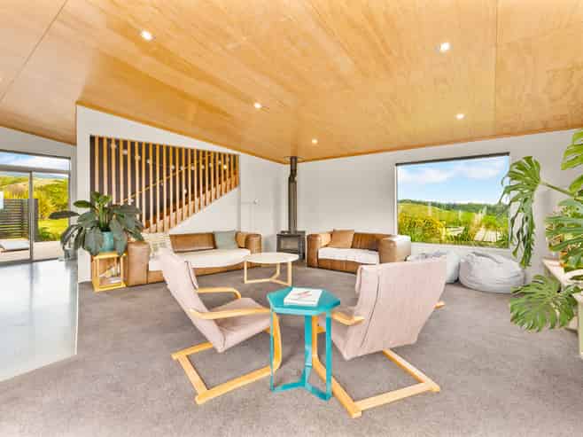 664 Upper Pitone Road, Oakura
