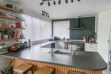 2 Rakino Place, Awapuni