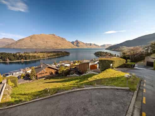 7 Bolton Lane, Queenstown