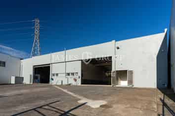 THE CONCOURSE - FREEHOLD VACANT WAREHOUSE & YARD