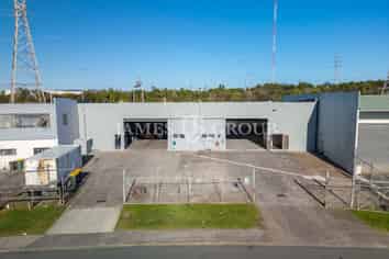 THE CONCOURSE - FREEHOLD VACANT WAREHOUSE & YARD