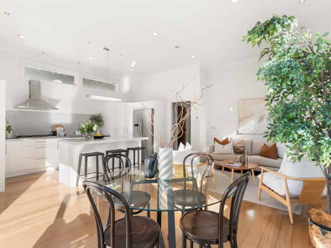4 Graysons Lane, Mount Eden