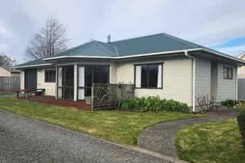 47 Grey Street, Martinborough