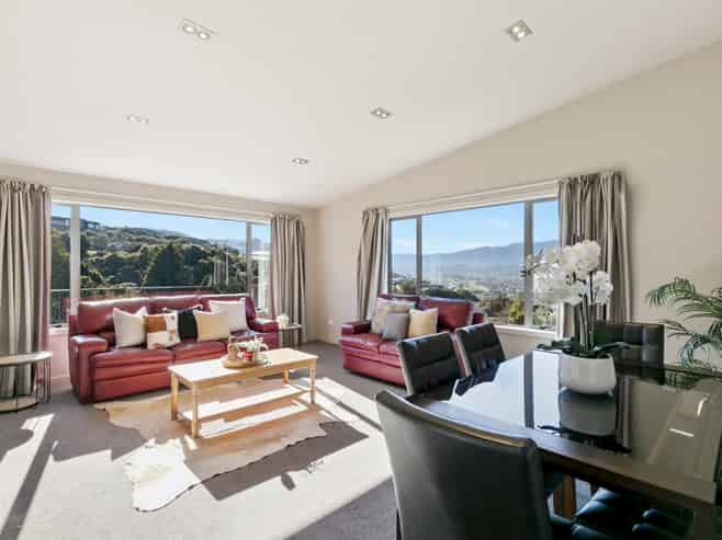 18 Cosgrove Rise, Riverstone Terraces