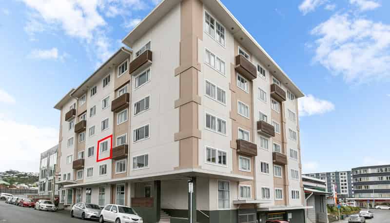 203/12 Martin Square, Te Aro