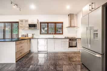 73 Ash Street, Avondale