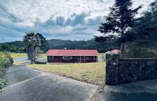 93 Duffy Road, Waitakere