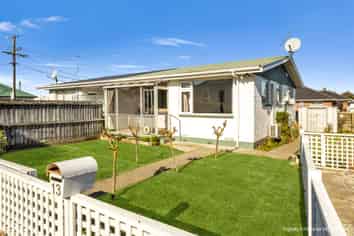 13 Pringle Street, Waimataitai