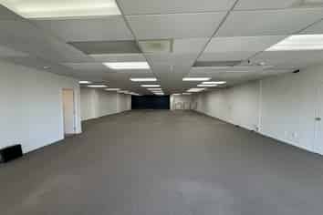 High-Exposure Corner Office in Prime Location