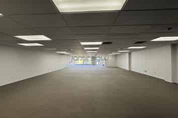 High-Exposure Corner Office in Prime Location