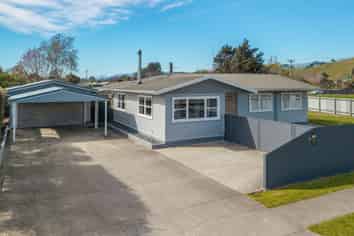 2 Martin Avenue, WAKEFIELD