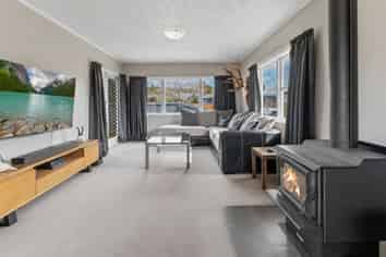 2 Martin Avenue, WAKEFIELD
