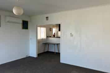 61A The Esplanade, Eastern Beach