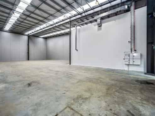 Impressive Industrial Facility in Woollen Mills