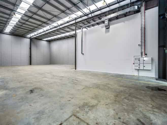 Impressive Industrial Facility in Woollen Mills