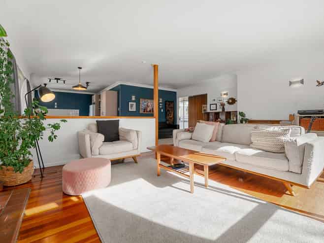 37 Sandwich Road, Saint Andrews
