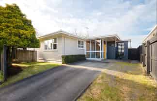 37 Sandwich Road, Saint Andrews