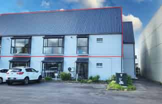 Central Orewa office - newly refurbished